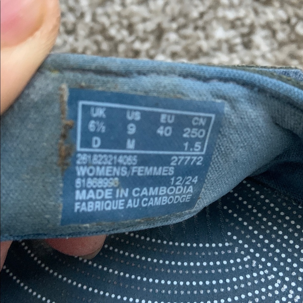 Clarks Cloudstepper Seabreeze Collection Flip Flo… - image 3